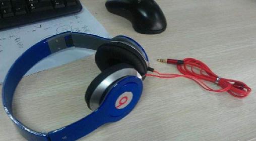 未拆封魔音耳机出售